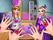 Elsa ve Anna Manikür Salonunda